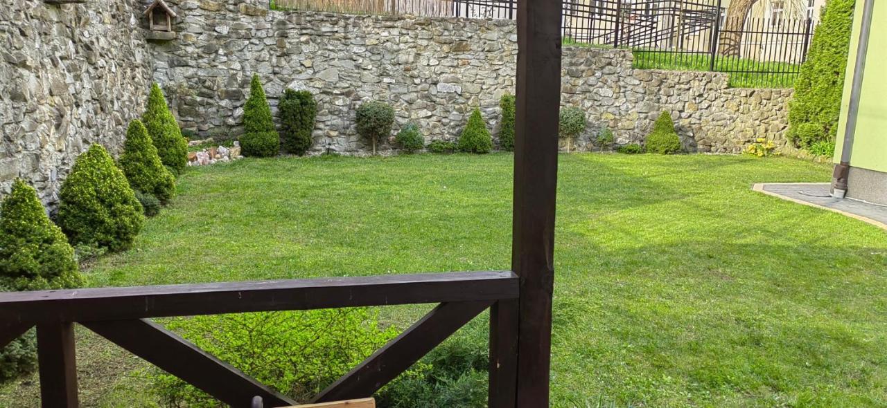 Apartament Joanna Санок Экстерьер фото